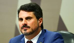 Senador Marcos do Val passará a usar tornozeleira eletrônica após viagem não autorizada